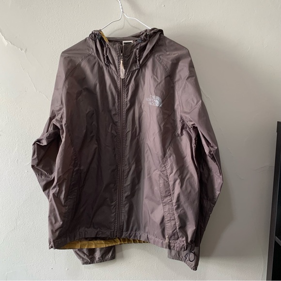 The North Face water resistant windbreaker - Picture 1 of 6